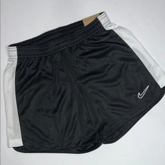 NWT Boys Small Nike Black and White Athletic Shorts - Picture 1 of 7